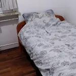 3 Zimmer-Wohnung - Fuer Arbeitsaufenthalte - Gemuetlich, Gut Gelegen Und Guenstige Wochenraten